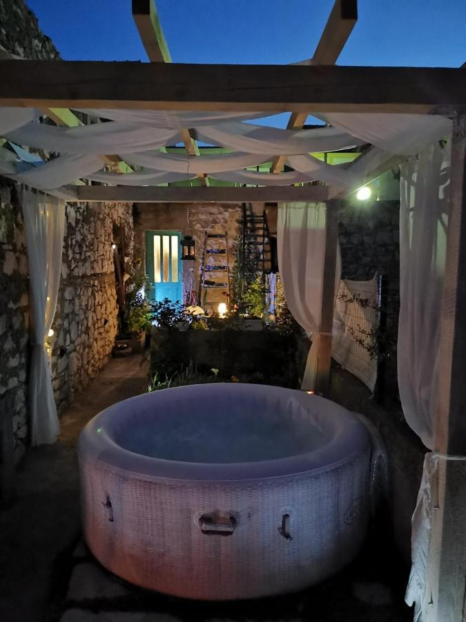 Kaleta Apartman カリ エクステリア 写真